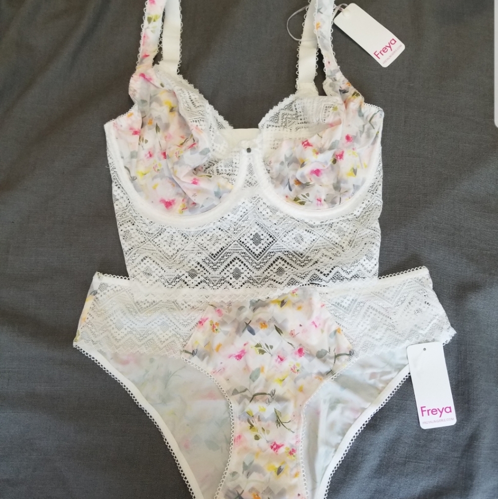 Freya sansa longline bra and panty set